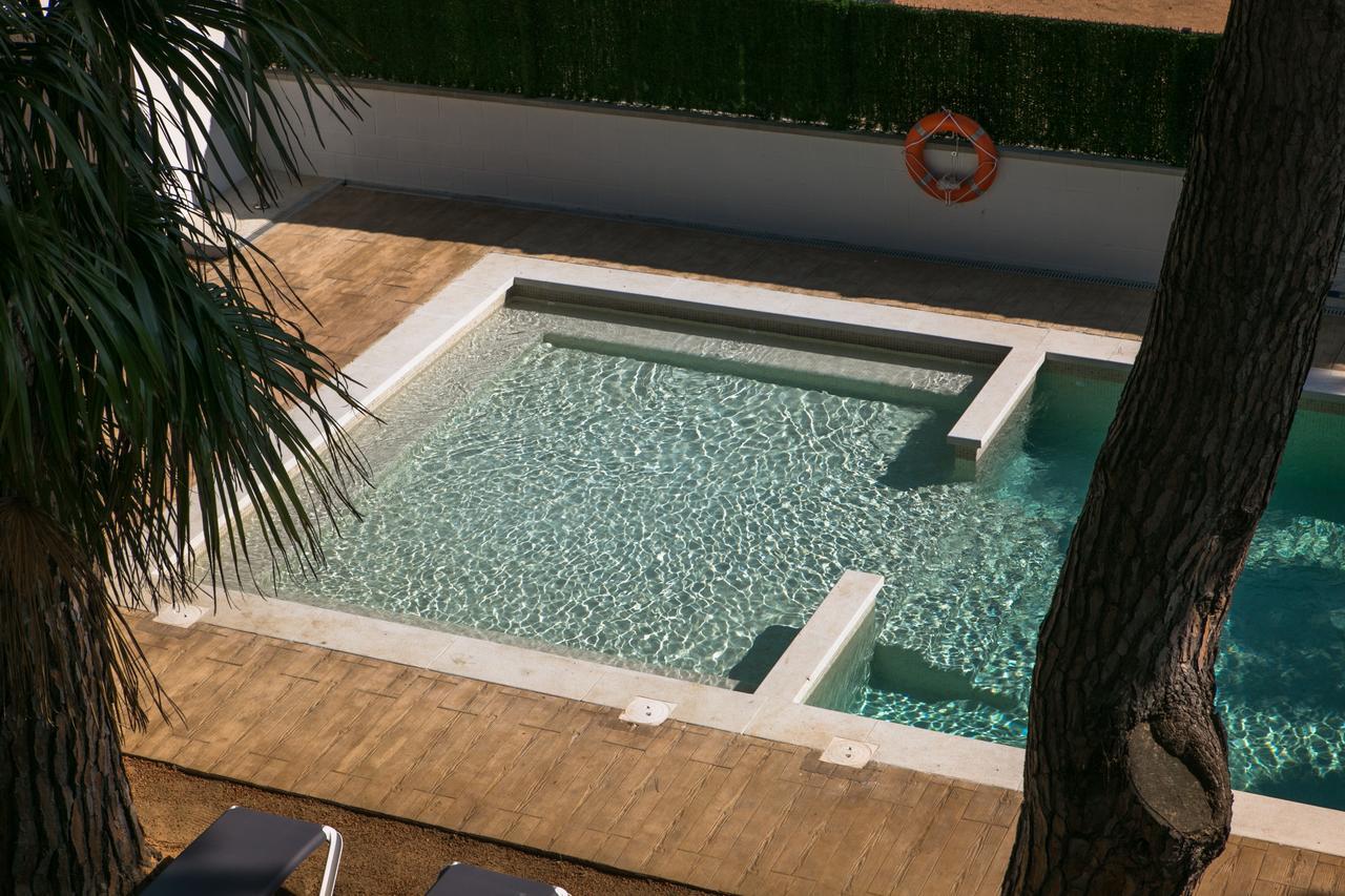 Rvapartaments Benelux * Castell-Platja d’Aro